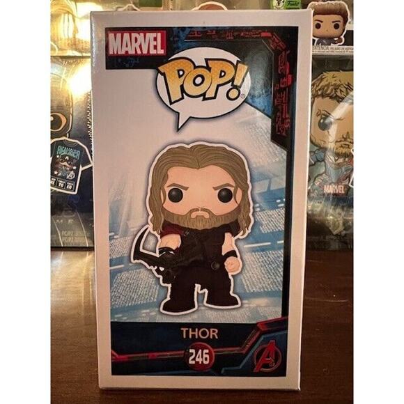 Funko Pop! Thor Ragnarok - Thor (Surtur's Head) HT Exclusive #246 +Protector - Picture 4 of 7